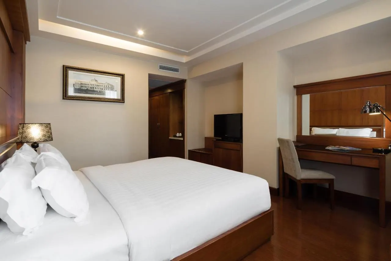 Nhat Ha L'Opera Hotel Ho Chi Minh City